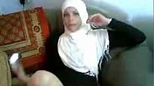 Hijab Muslim Girl Fucked at Home