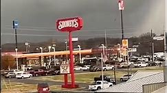 🔥Terrifying Tornado tears Tennessee apart! Tornado destroyed Clarksville, TN, USA