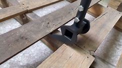Pallet Buster Tool, Pallet Tool Pry Bar, Heavy Duty Industrial Deck Board Removal Tool, No Handle Wrecking Pry Bar, Industrial Breaker for Removing or Tearing Down Woods