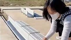 Assembly process of assembled plastic gutters