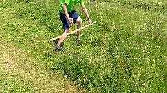 Cut grass quickly with a scythe