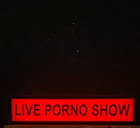 liveporno nude